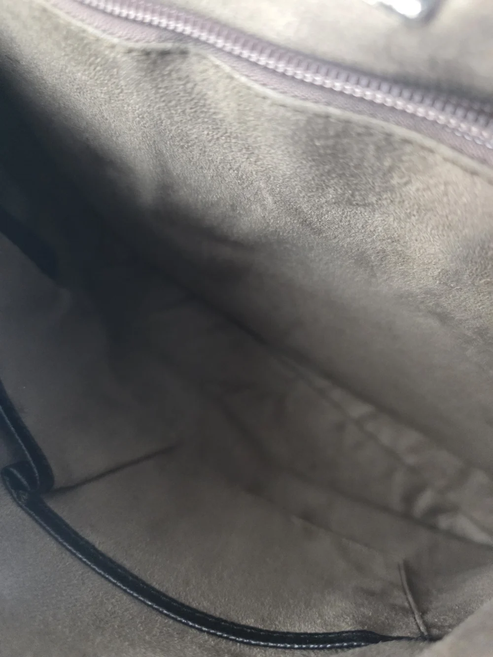 Serapian Milano Italy Cross Body Black Leather Travel Work Computer Bag